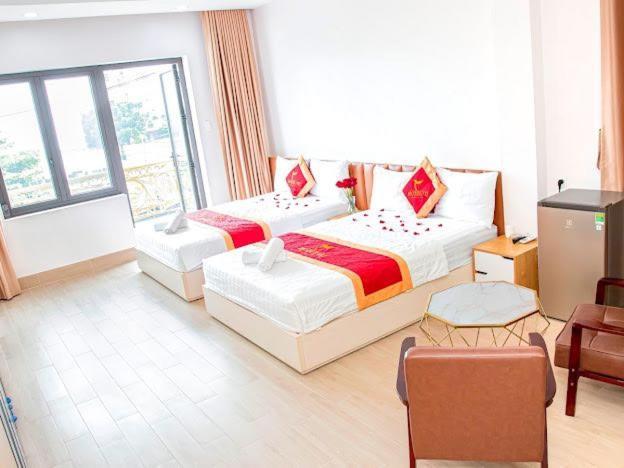 Khách sạn Khach San Q7 2*