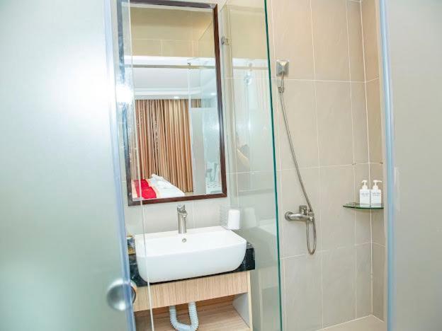 Khach San Q7 Khách sạn 2*